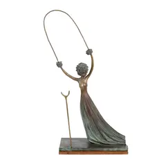 Salvador Dalí, Alice în Țara Minunilor, 1984, bronz, cu patină verde