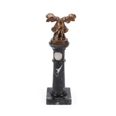 Salvador Dalí, Victoria dublă a lui Samothrace, bronz