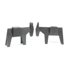 Magis, ”Ettore” - pereche de suporturi multifuncționale, din fontă, designer Konstantin Grcic, provine din colecția Jean-Philippe Guilbert, fontă
