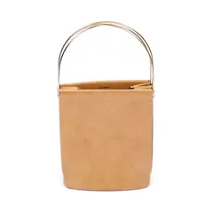 Claude Moliterni, Poșetă Cartier Trinity, din piele bej, însoțită de card de autenticitate, provine din colecția creatoarei de modă Romanița Iovan, Cca. 2000, piele; interior din piele de căprioară; metal aurit