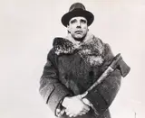 Joseph Beuys, Fără titlu I (cadru dintr-un performance), fotografie analogică