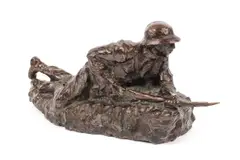 Soldat by Oscar Han, 1917, bronz, offered Jun 2018