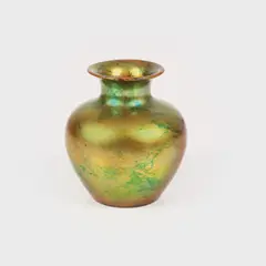 Zsolnay, Vas Zsolnay, cu iridiscenţe, Art Deco, începutul sec. XX, porțelan modelat în tipar, colorat în masă cu oxizi metalici