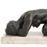 Ferdi Sannamees, Lamav naine, 1927, Pronks marmoralusel