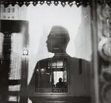 Louis Faurer, Self Portrait, 42nd street EL station looking towards 'Tudor City'