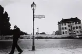 Will McBride, Mann in der Bernauer Straße, Berlin [Man in Bernauer Straße, Berlin]