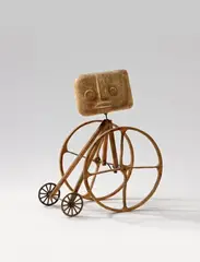 Harry Kramer, Gelber Wagen, 1956, Moving sculpture: wood, metal and paper. Height approx
