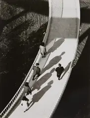 Lotte Laska, Zoobrücke Köln (Zoo's bridge, Cologne), 1960s, Vintage ferrotyped gelatin silver print on Agfa paper