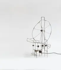 Harry Kramer, Klingelmaschine, 1960, Automobile sculpture: concealed wire, metal elements, bell and traces of wood, with fan belt and electric motor. Height approx