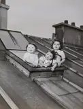 Robert Doisneau, Les enfants de Salkhazanoff, Paris