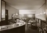 Karl Hugo Schmölz, Konditorei (Café)