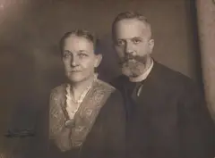 Großkaufmann mit Gattin (Merchant and wife) by August Sander, 1923, Vintage gelatin silver print, sold Nov 2013