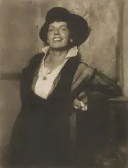 Heinrich Kühn, Frau Richter (Ms Richter), Bromoil transfer print on Japenese tissue