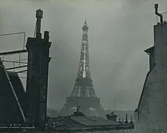 Ilse Bing, Tour Eiffel, Paris, Vintage gelatin silver print on Agfa Brovira paper
