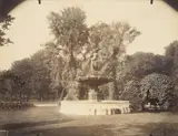 Eugène Atget, Fontaine Champs Elysées, Arrowroot print