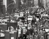 Andreas Feininger, FIFTH AVENUE, LUNCHTIME