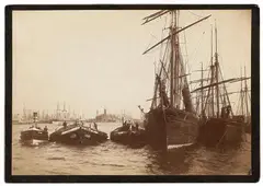 Georg Koppmann, HAMBURG HARBOR, Albumen print