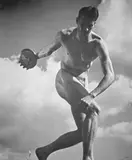 Leni Riefenstahl, DISCUS THROWER (GLENN MORRIS)