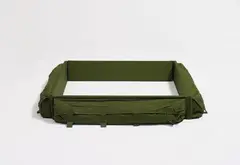 Franz Erhard Walther, Um Brutalität zu vermeiden / In order to avoid brutality, Fabric object with 4 boards, covered with fabric pockets, assembled as quadratic sculpture with flexible corners ca