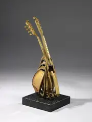 OHNE TITEL (MANDOLINE) by Arman, Bronzeplastik, sold May 2008