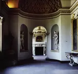 Karen Knorr, ANTIQUITY AS A GUIDE TO NATURE (AUS DER SERIE: CONNOISSEURS), 1986, C-Print