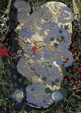 Michael Buthe, OHNE TITEL (STEINE), Acryl mit Staniolpapier collagiert auf Farbphotographie