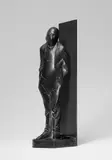 Waldemar Otto, OHNE TITEL, Bronzeplastik mit gold-brauner Patina Höhe 39 cm vor Bronzerückwand Höhe 40,5 cm