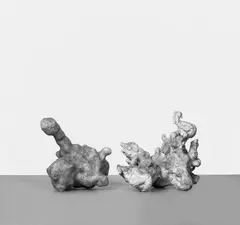 Antonius Hoeckelmann, Ohne Titel, 4 Plastiken: Gips, Kunststoff und Terracotta