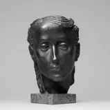 Joachim Karsch, Klotho (Maske), Bronzeplastik. Höhe 26 cm. Auf graubraun marmoriertem Steinsockel