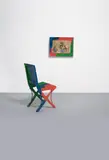 Daniel Spoerri und Konrad Lueg, In between, 2-teiliges Objekt: Plexiglaskasten mit Acryl, Leuchtfarbe und collagierten Gegenständen: Zeitung, Zigarettenstummeln, -packung u.a