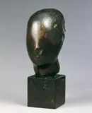 Kleiner Kopf (Selbstportrait) by Ewald Mataré, Bronzeplastik (Maske). Höhe 10,4 cm. Auf schwarzem Marmorsockel, sold Dec 2004