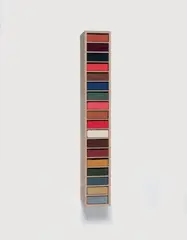 Wandgesang by Franz Erhard Walther, 1990, 18 Textilobjekte aus Baumwollstoffen, Holzregal mit 18 Fächern, sold Nov 2003