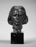 Arno Breker, Kleine Portraitbüste Franz Liszt, Bronzeplastik auf schwarzem Marmorsockel