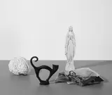 Katharina Fritsch, Katze, Tuch, Gehirn und Madonna