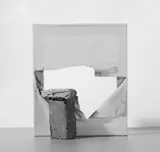 Georg Herold, Ohne Titel, Ziegelstein, Epoxy und gerissene Leinwand auf Keilrahmen aufgezogen, insgesamt