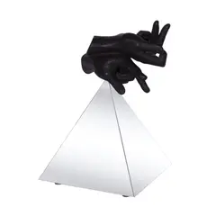 Mariano Ching, Untitled, resin and stainless steel base