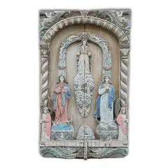 Juan Flores, Relieve or Bas Relief, molave, bone masks and hands