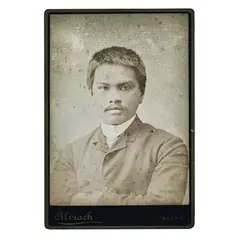 Manuel Alviach, Portrait of Juan Luna, photograph mounted on card