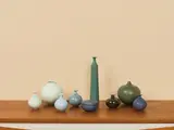 Robert Deblander, Ensemble de sept vases, une boîte et une bouteille