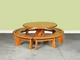 Pierre Chapo, Rare ensemble comprenant une table mod. "T21D" dit "Sfax" et quatre bancs mod. "S38"