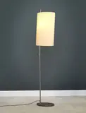 Arne Jacobsen, Lampadaire mod. "LP 28710" dit "Royal", A "Royal" floor lamp in chrome-plated steel, cast iron and fabric by Arne Jacobsen designed in 1958 and edited by Louis Poulsen