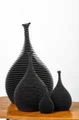 Suite de quatre vases "4 to Tango" (Black) by Ron Arad, sold May 2023
