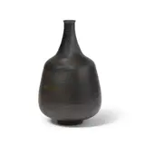 Vase by Gertrud and Otto Natzler, glazed earthenware, signed 'NATZLER' on underside with paper label numbered 'J989', sold Jul 2023