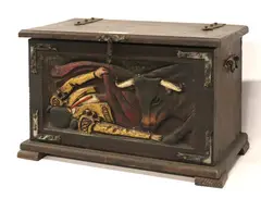 Chest, Untitled