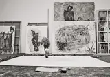 Benjamin Katz, Georg Baselitz im Atelier, Um 1966/2016, Digital-Print auf Fotokarton
