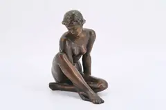 Siesta by Fritz Klimsch, 1955, Bronze, dunkelbraun patiniert, sold Mar 2022