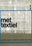 Willem H. Crouwel, met textiel