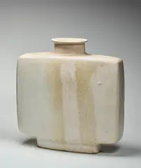 Pierre Culot, Vase de section carrée, 1983
