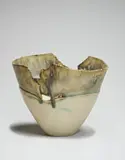 Mary White, Coupe ovale à bord déchiré, 1984
