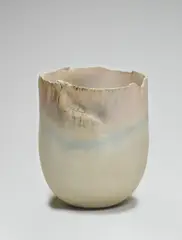 Mary White, Bol à bord dentelé et troué, 1984